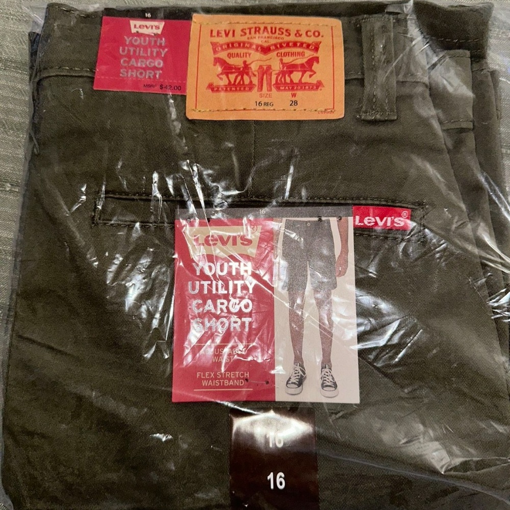Levi's Youth Green Cargo shorts